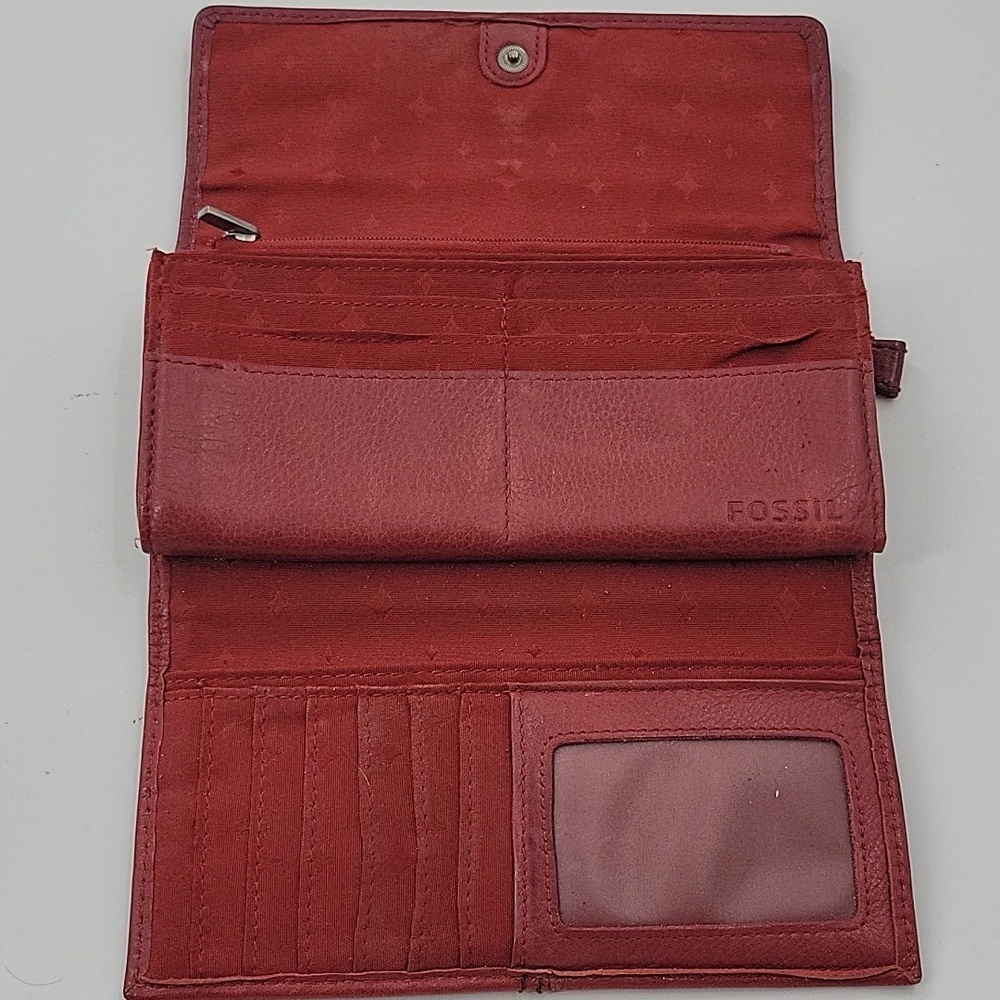 Fossil Red Leather Wallet with Silver Accents - Picture 8 of 16